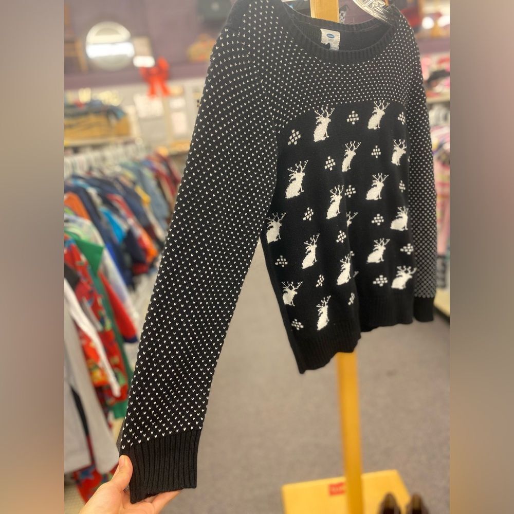 Xl Old Navy black white sweater - Picture 10 of 10